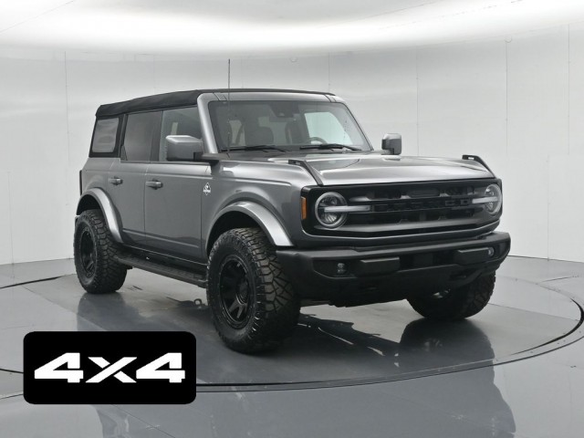 2023 Ford Bronco 4-Door Outer Banks