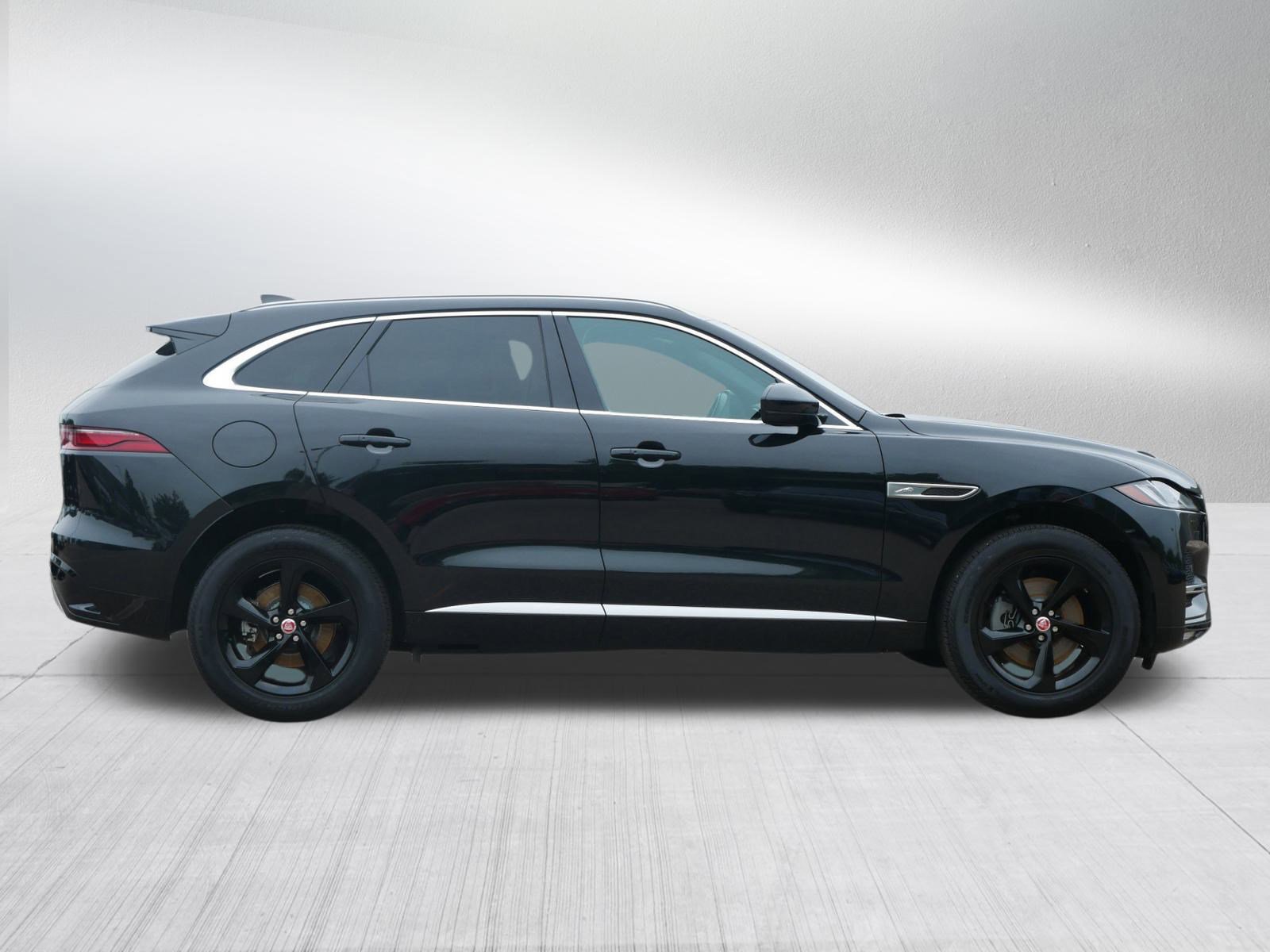 2023 Jaguar F-PACE P250 S photo 4