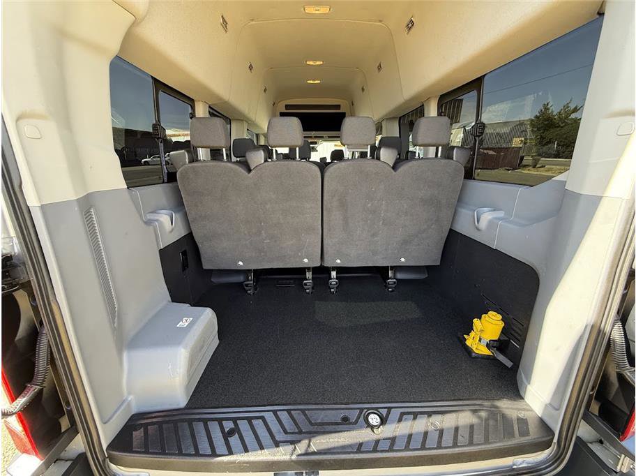 2018 Ford Transit Passenger XLT photo 15