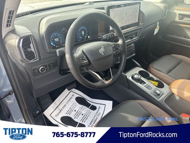 2025 Ford Bronco Sport Outer Banks photo 2