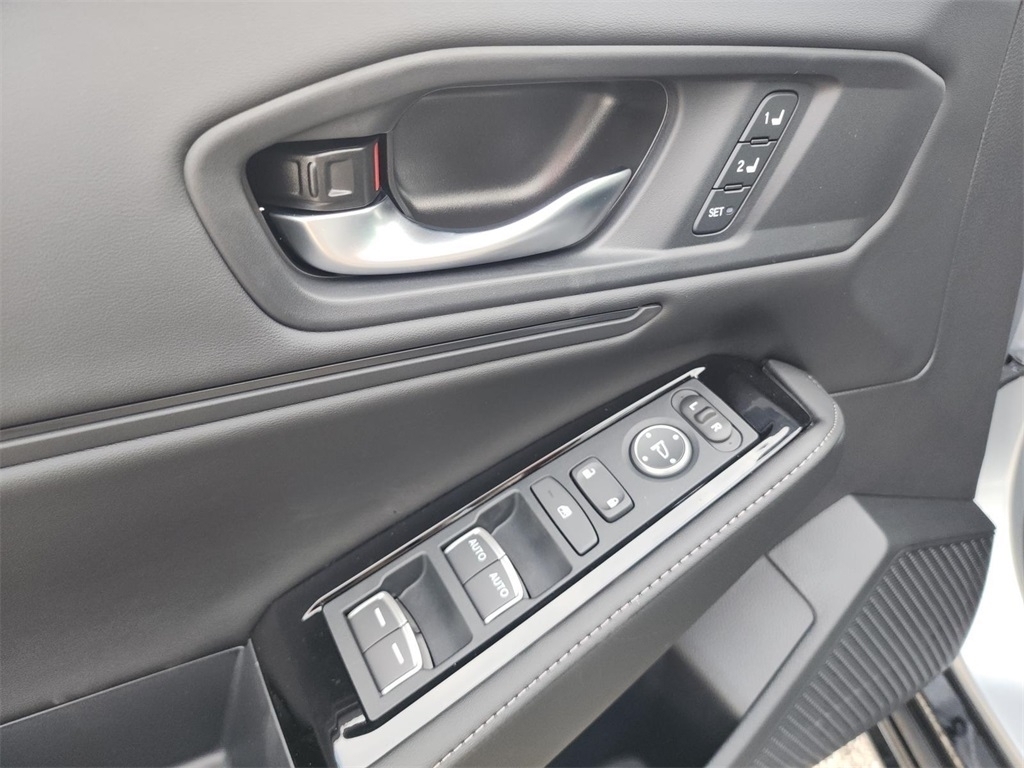 2025 Honda Accord Touring photo 27