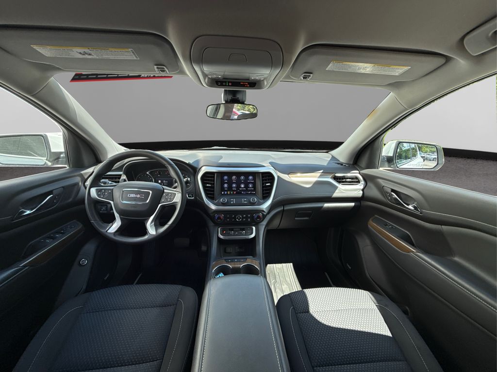 2023 Gmc Acadia SLE photo 28