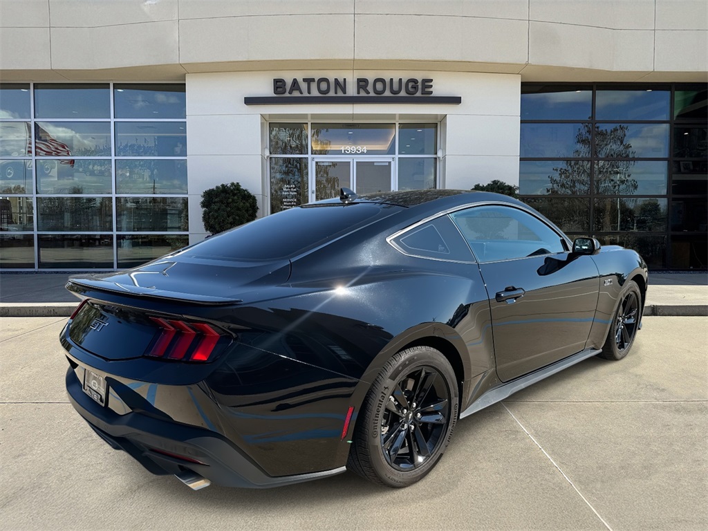2024 Ford Mustang GT photo 3