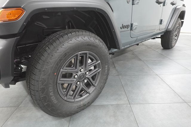 2025 Jeep Wrangler Sport S photo 28
