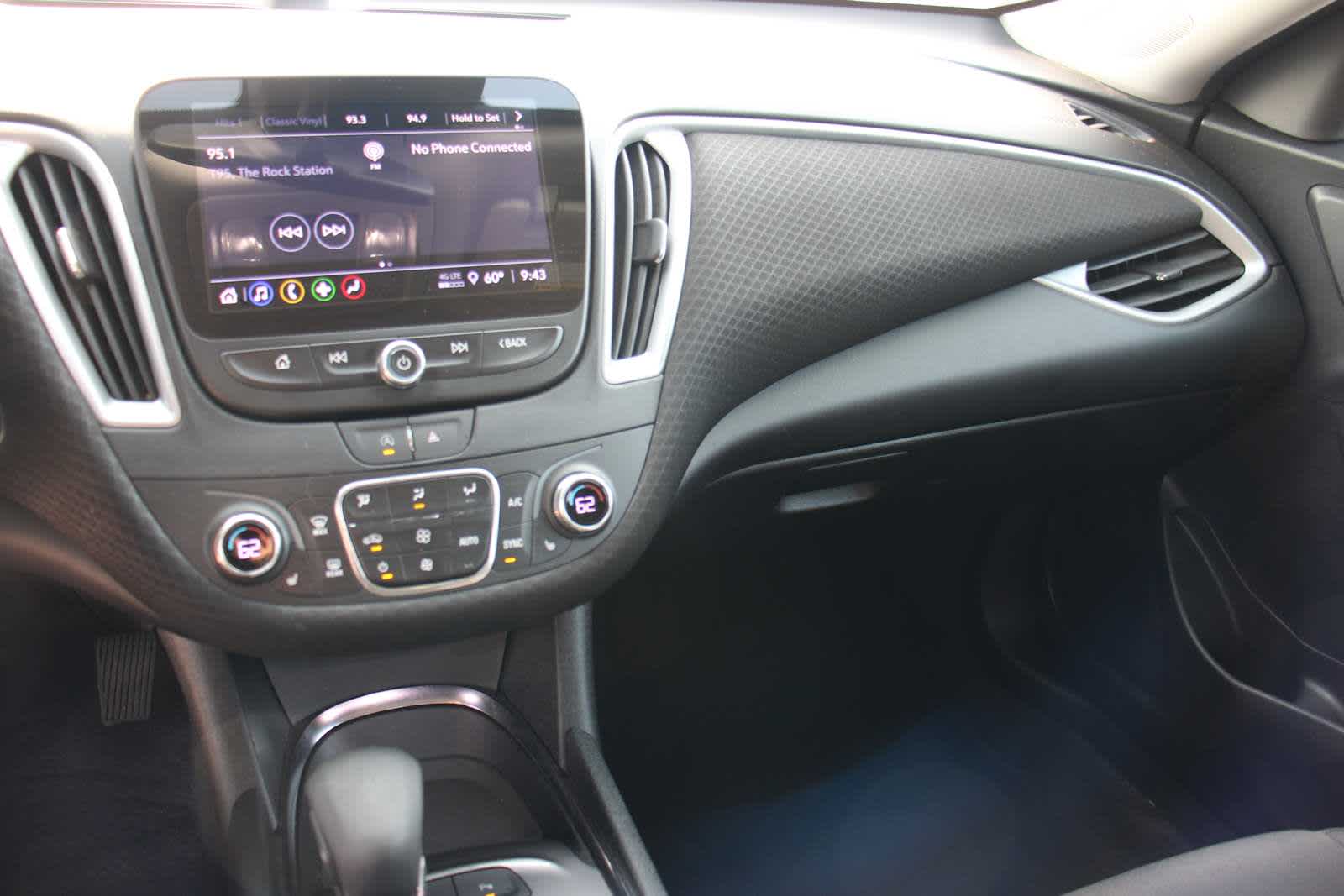2024 Chevrolet Malibu 1LT photo 20