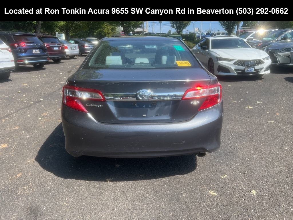 2012 Toyota Camry XLE photo 5
