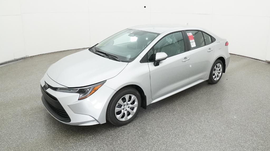 2026 Toyota Corolla LE's photo