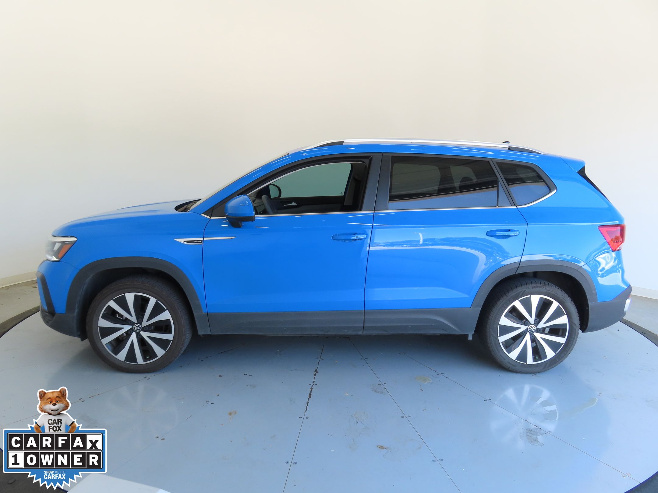 2024 Volkswagen Taos SE photo 6