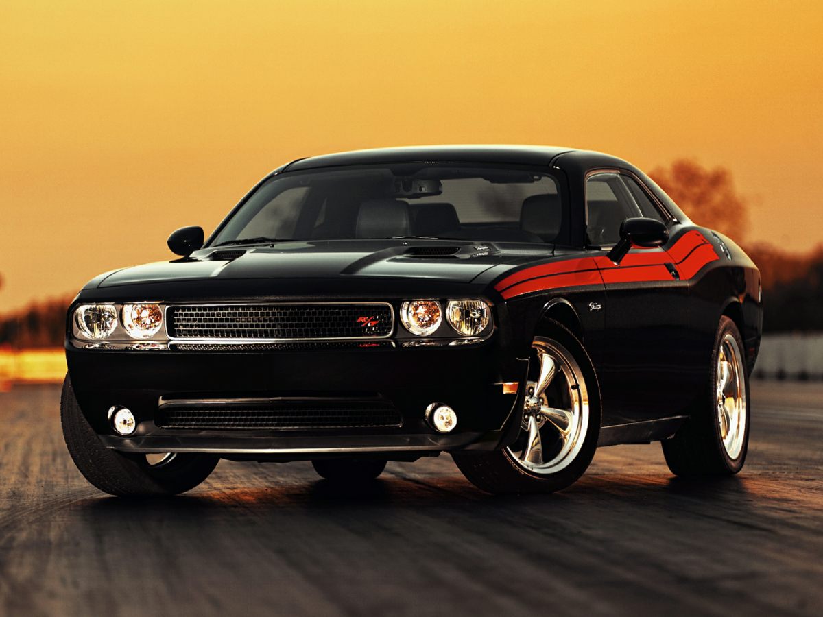 2013 Dodge Challenger R/T's photo