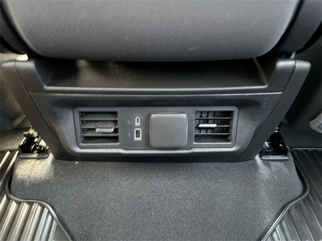 2025 Chevrolet Silverado 1500 LT photo 21