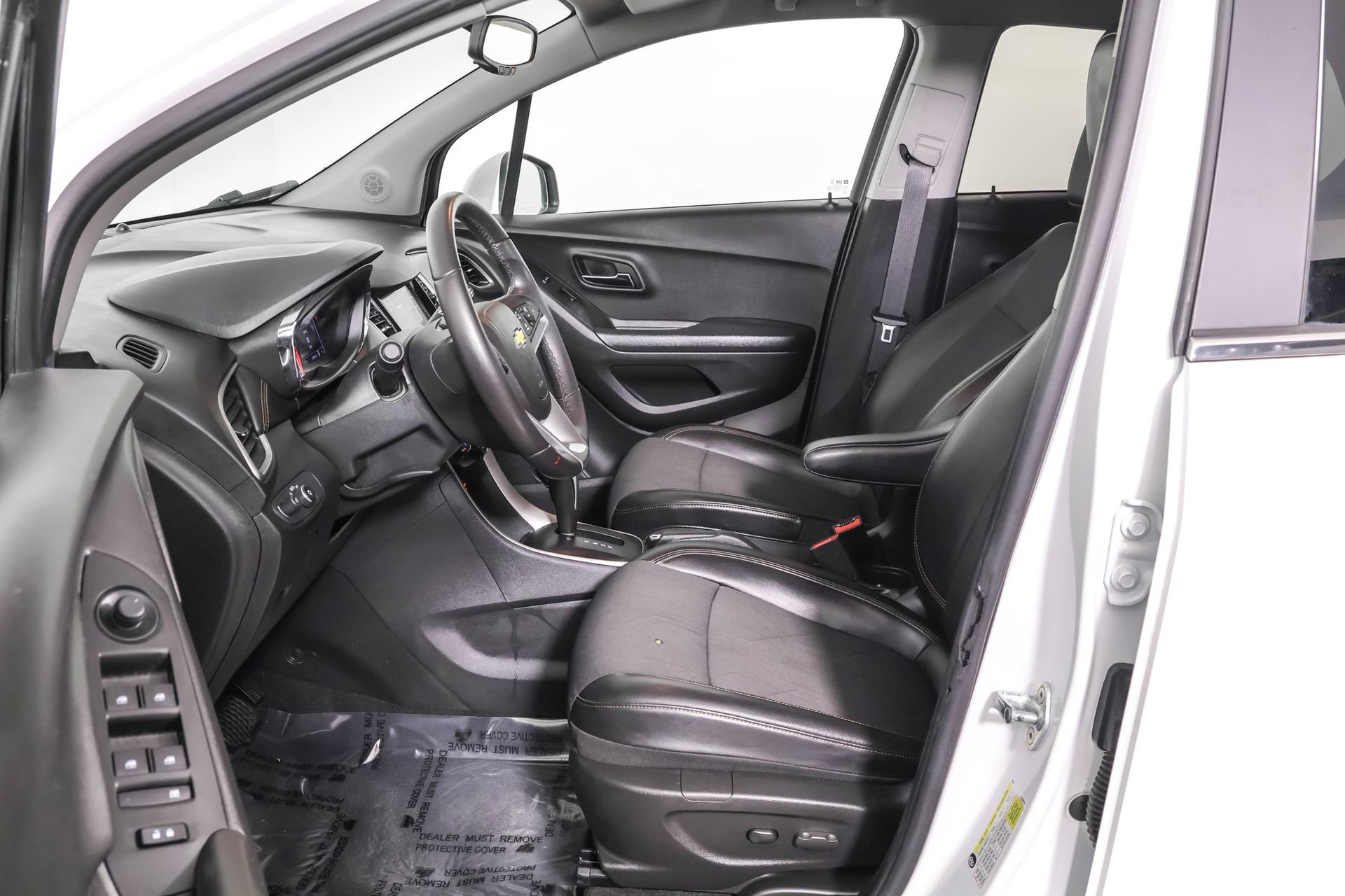 2020 Chevrolet Trax LT photo 4