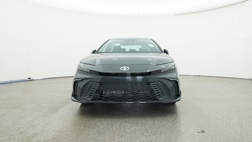 2025 Toyota Camry XSE photo 3