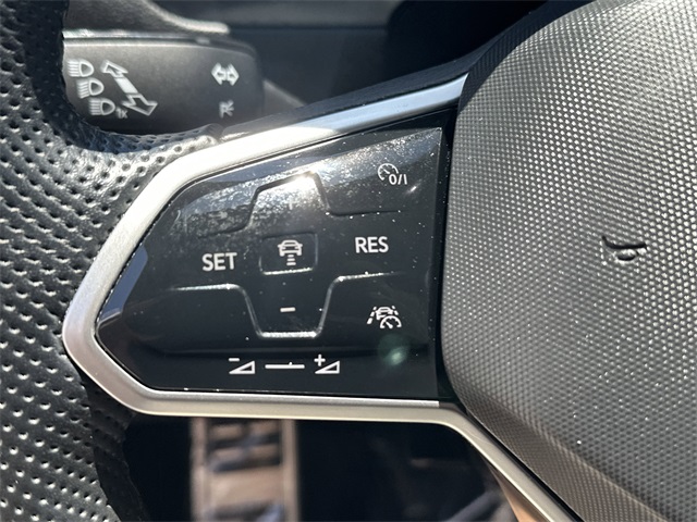 2022 Volkswagen Tiguan SEL Premium R-Line photo 20