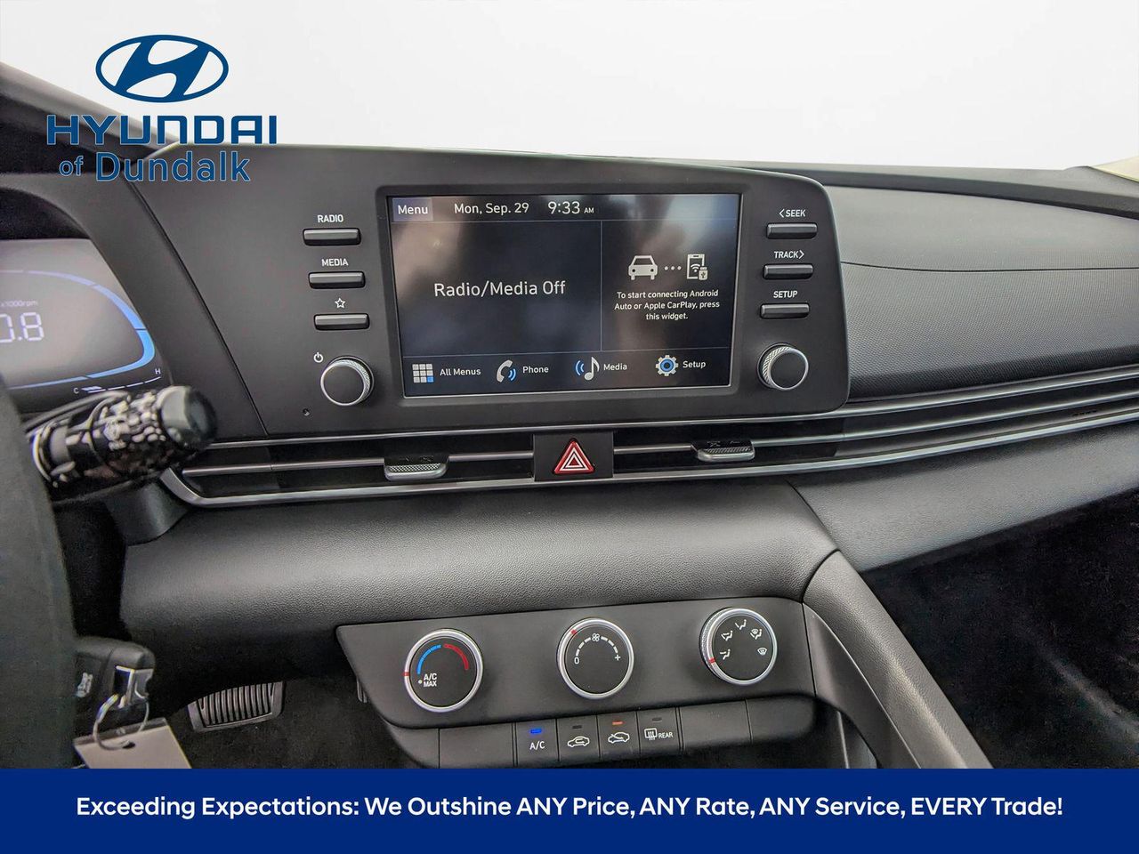 2025 Hyundai Elantra SE photo 8
