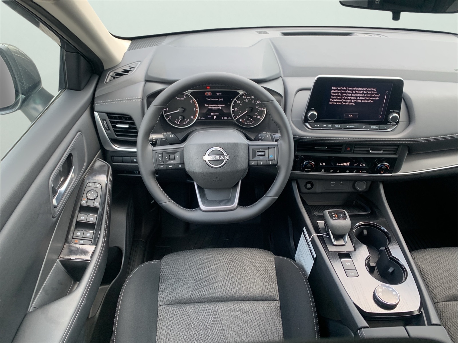 2026 Nissan Rogue SV photo 23
