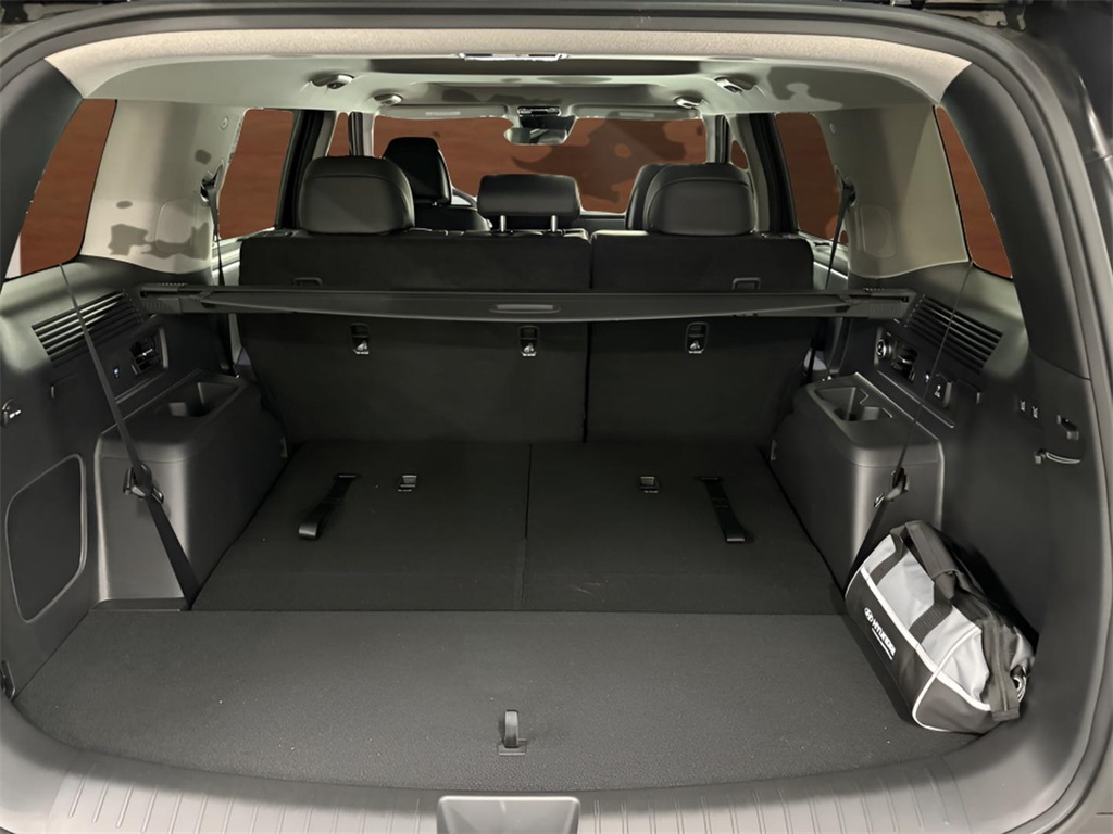 2025 Hyundai Santa Fe Limited photo 23
