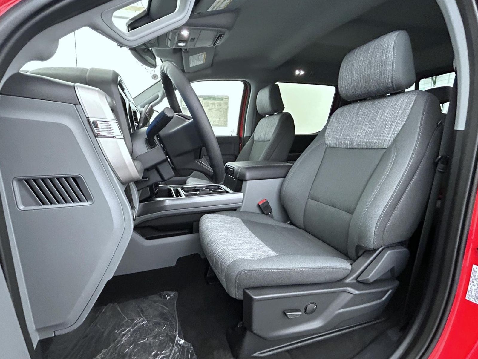 2026 Ford F-350 photo 10