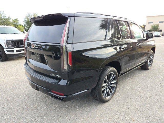 2021 Cadillac Escalade Sport Platinum photo 4