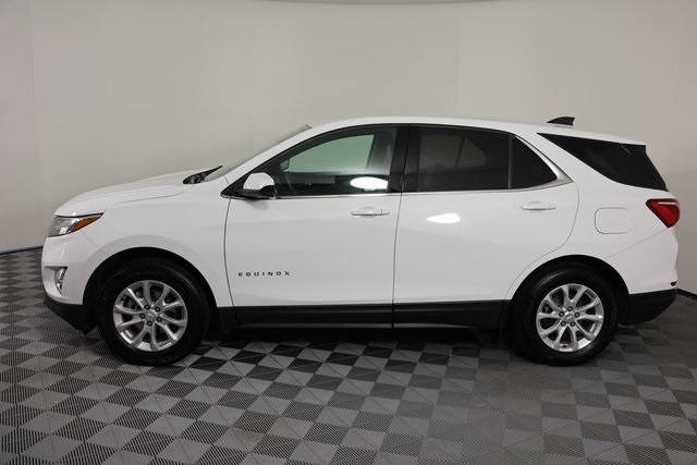 2020 Chevrolet Equinox LT photo 3