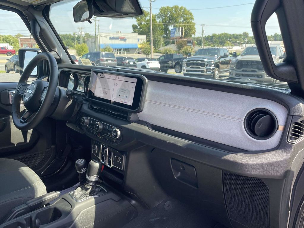 2024 Jeep Wrangler Sport S photo 13