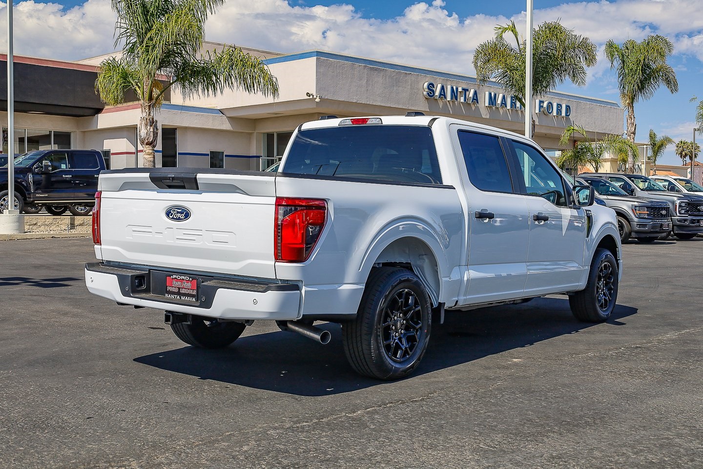 2025 Ford F-150 STX photo 4