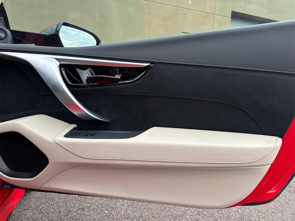 2019 Acura NSX Base photo 14