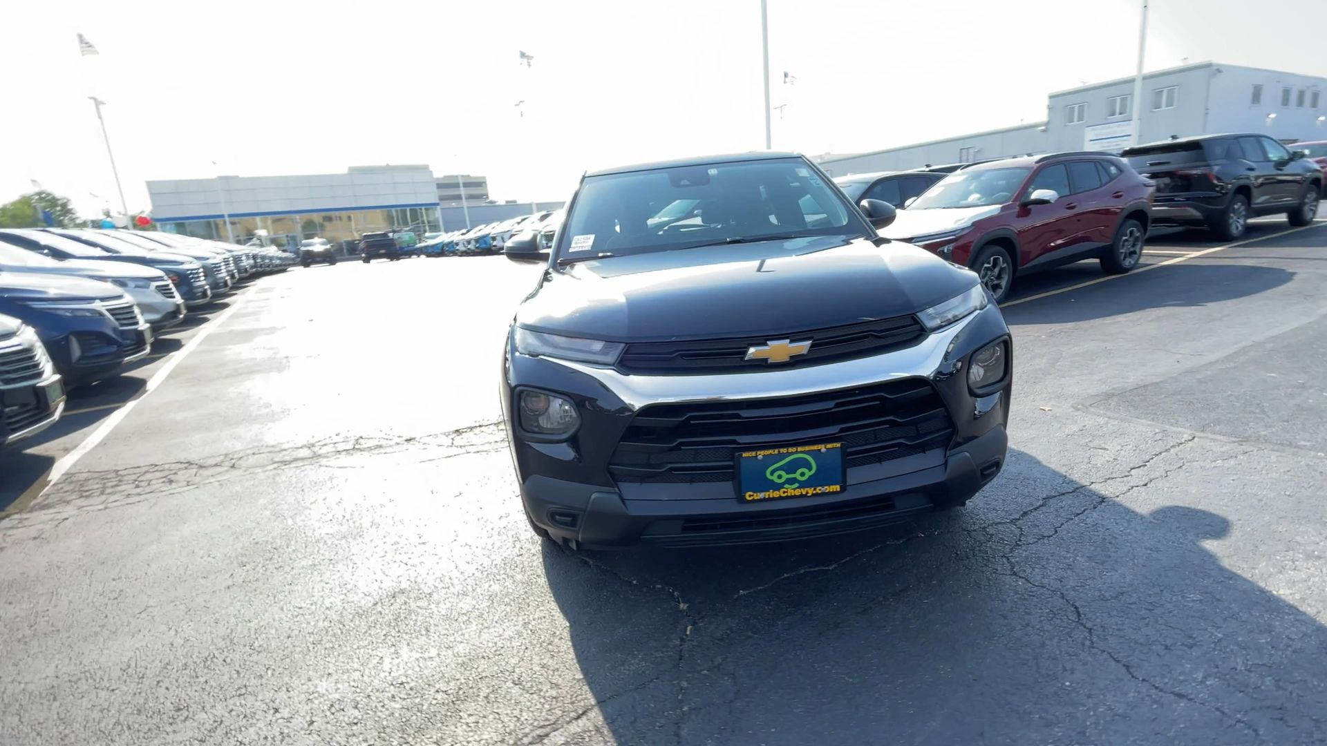 2021 Chevrolet Trailblazer LS photo 3