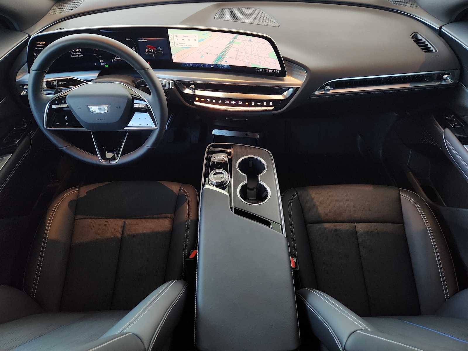 2025 Cadillac Lyriq Luxury photo 19