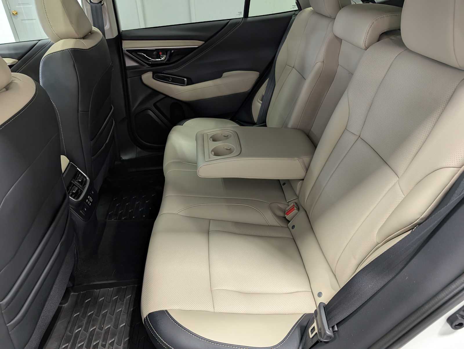 2025 Subaru Outback Limited XT photo 20