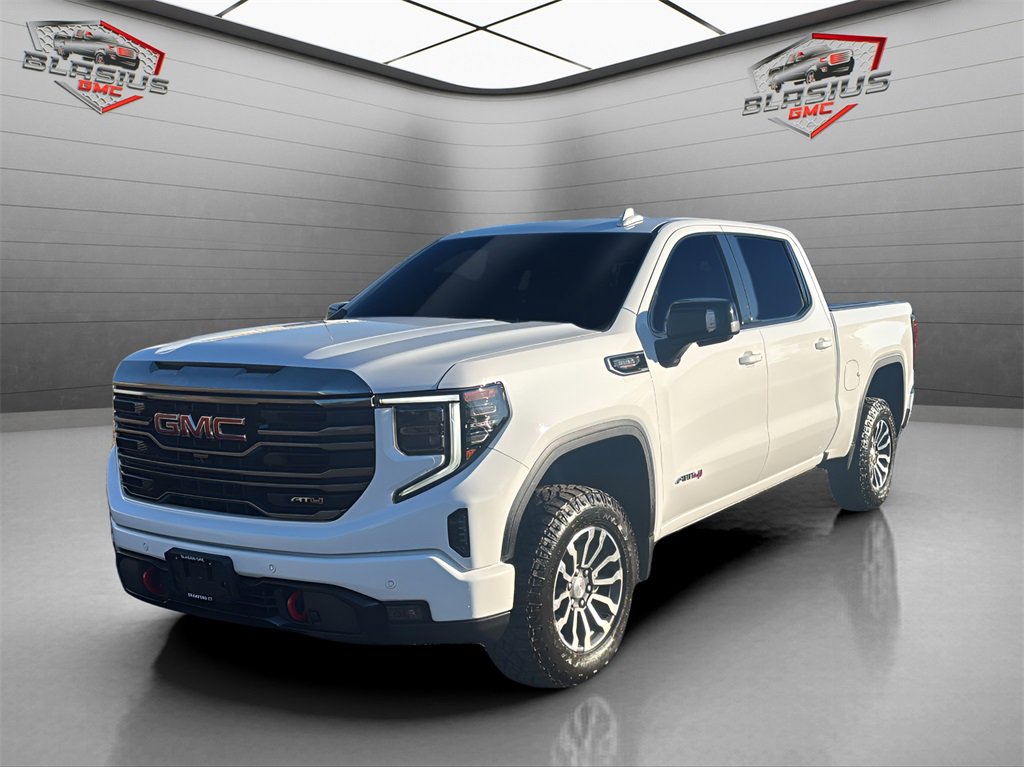2023 GMC Sierra 1500 AT4's photo