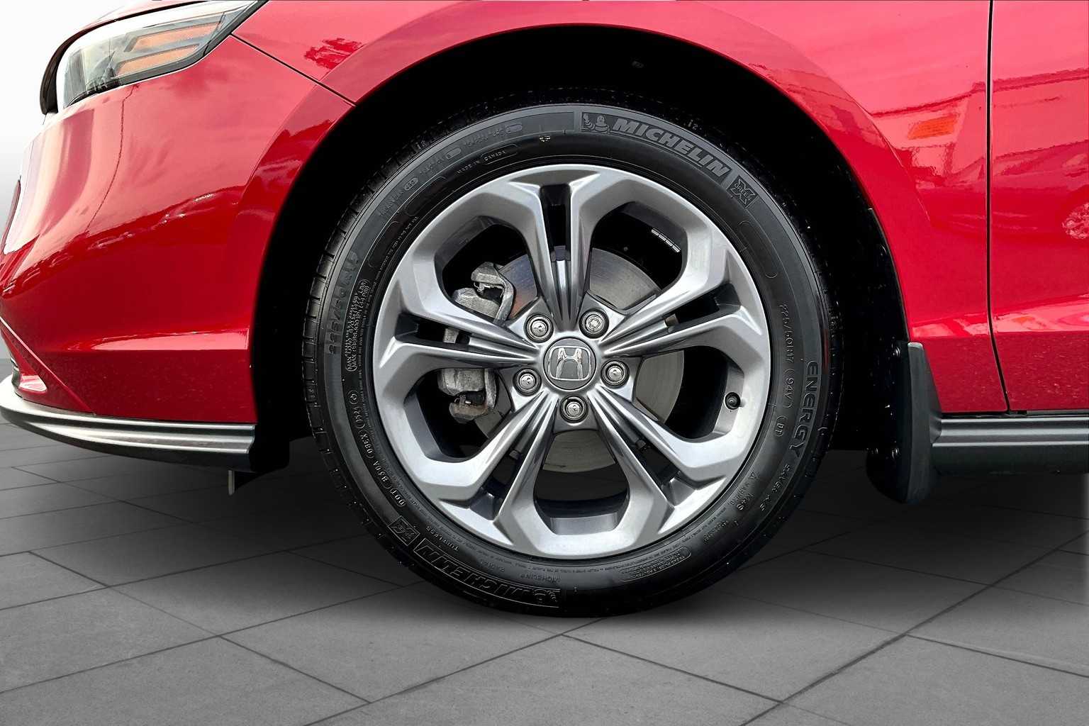 2024 Honda Accord EX photo 9