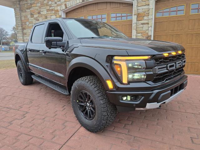 2025 Ford F-150 Raptor's photo