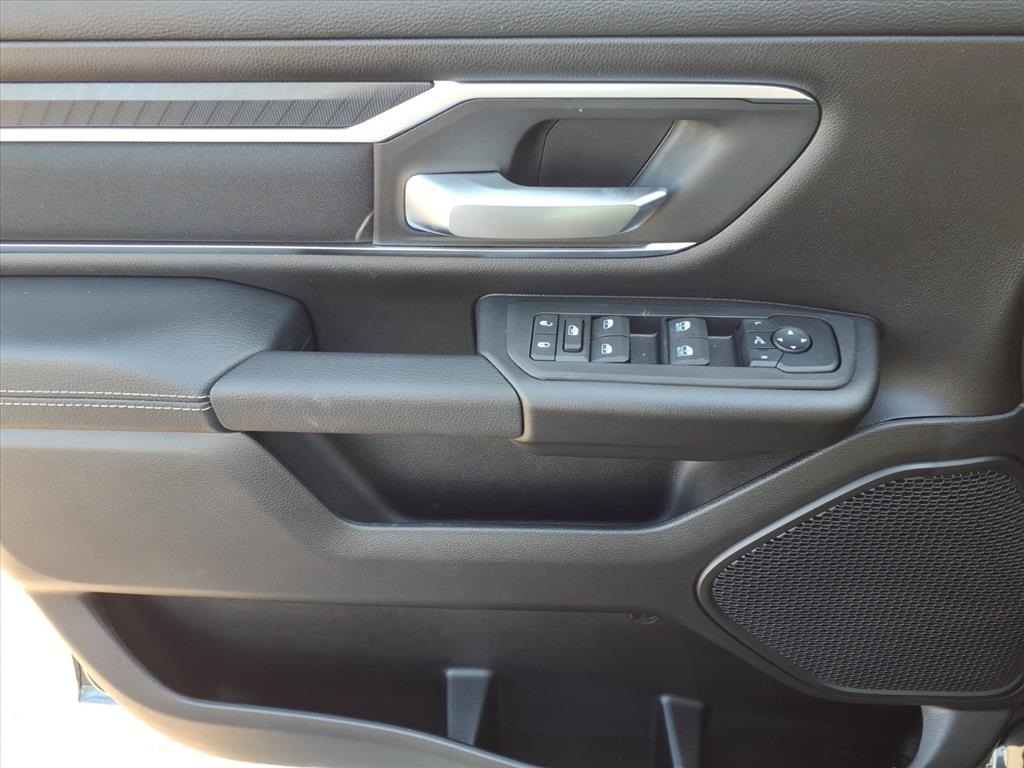 2025 Ram 1500 Big Horn Lone Star photo 6