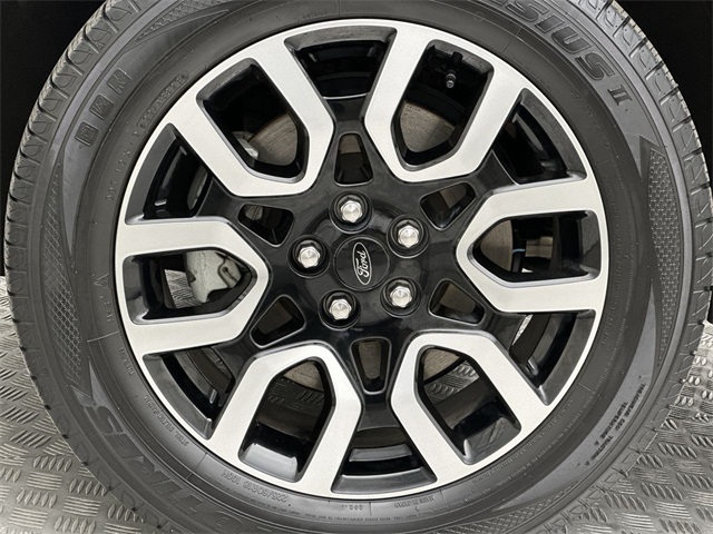 2022 Ford Maverick Lariat photo 2