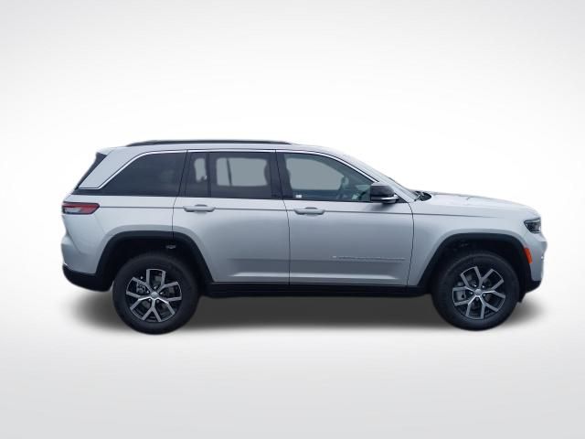 2025 Jeep Grand Cherokee Limited photo 21