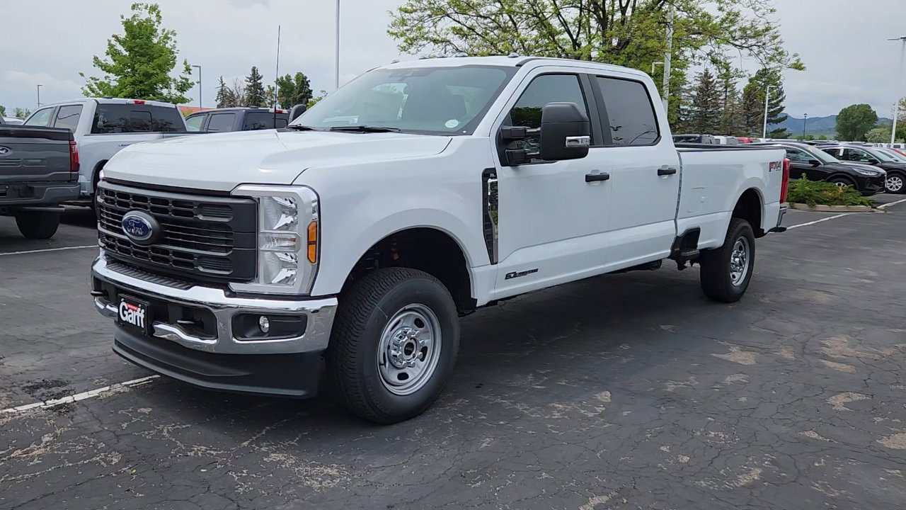 2025 Ford F-250 XL photo 3