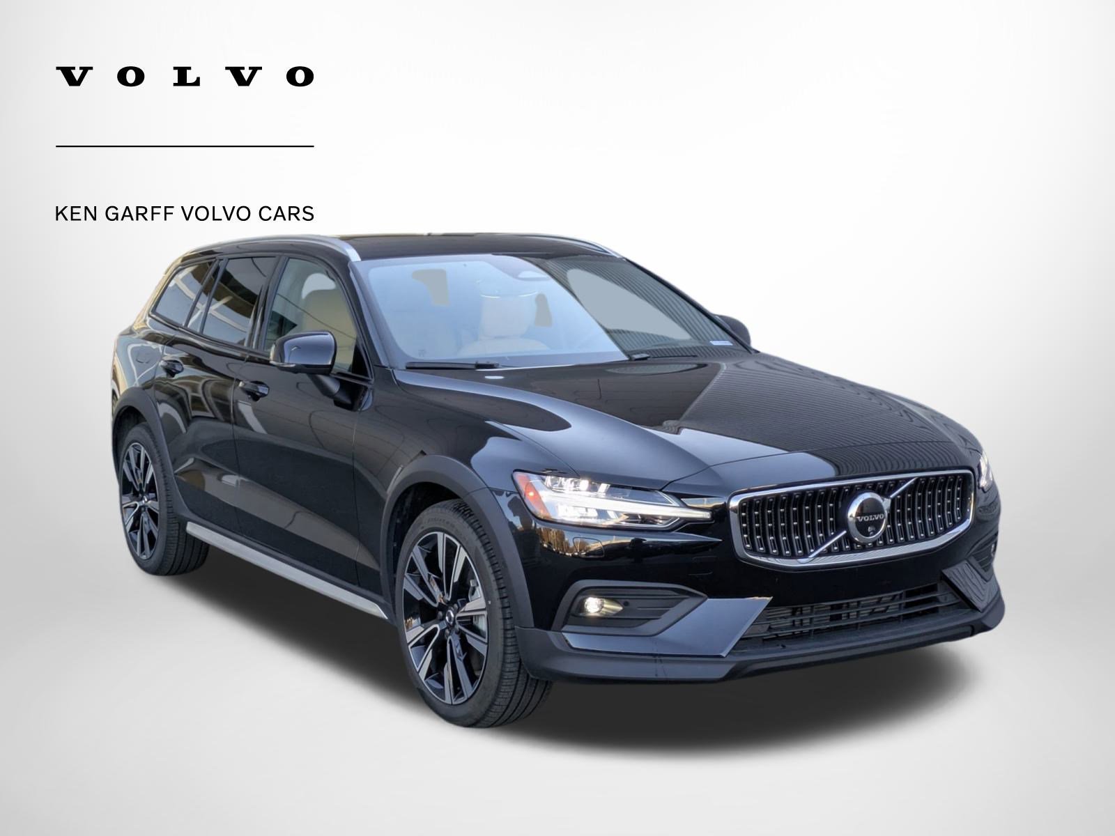 2026 Volvo V60 Cross Country Ultra's photo