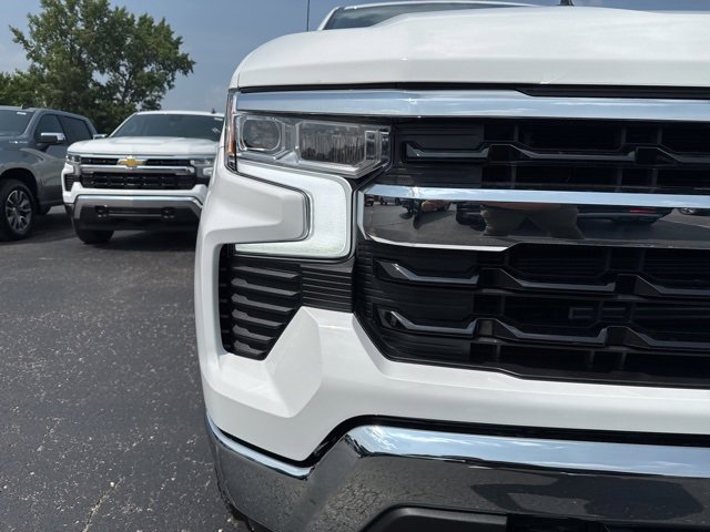 2026 Chevrolet Silverado 1500 LT photo 9