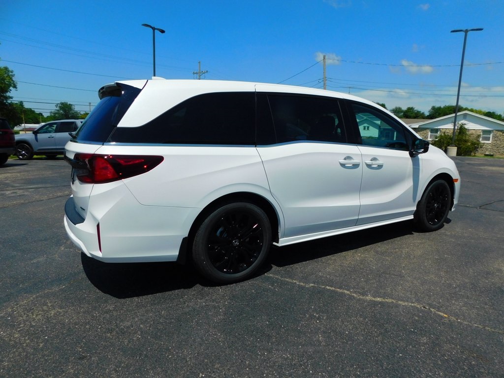 2026 Honda Odyssey Sport photo 2