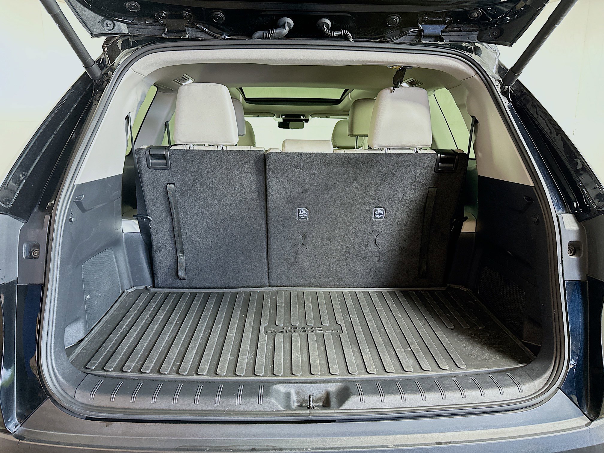2024 Toyota Grand Highlander Platinum photo 25