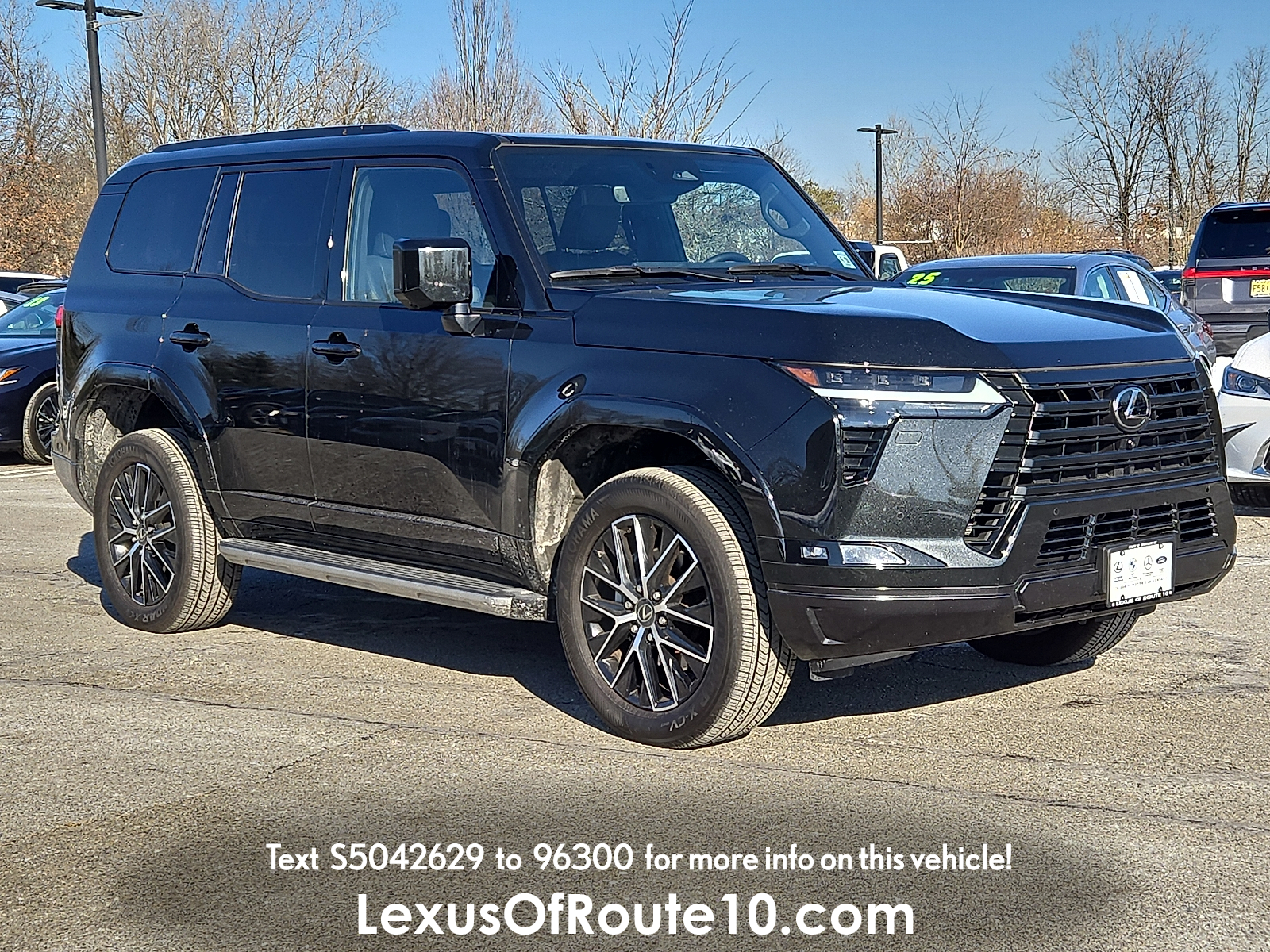 2025 Lexus GX Premium's photo