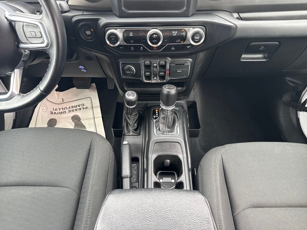2021 Jeep Wrangler Unlimited Sahara Sport photo 21