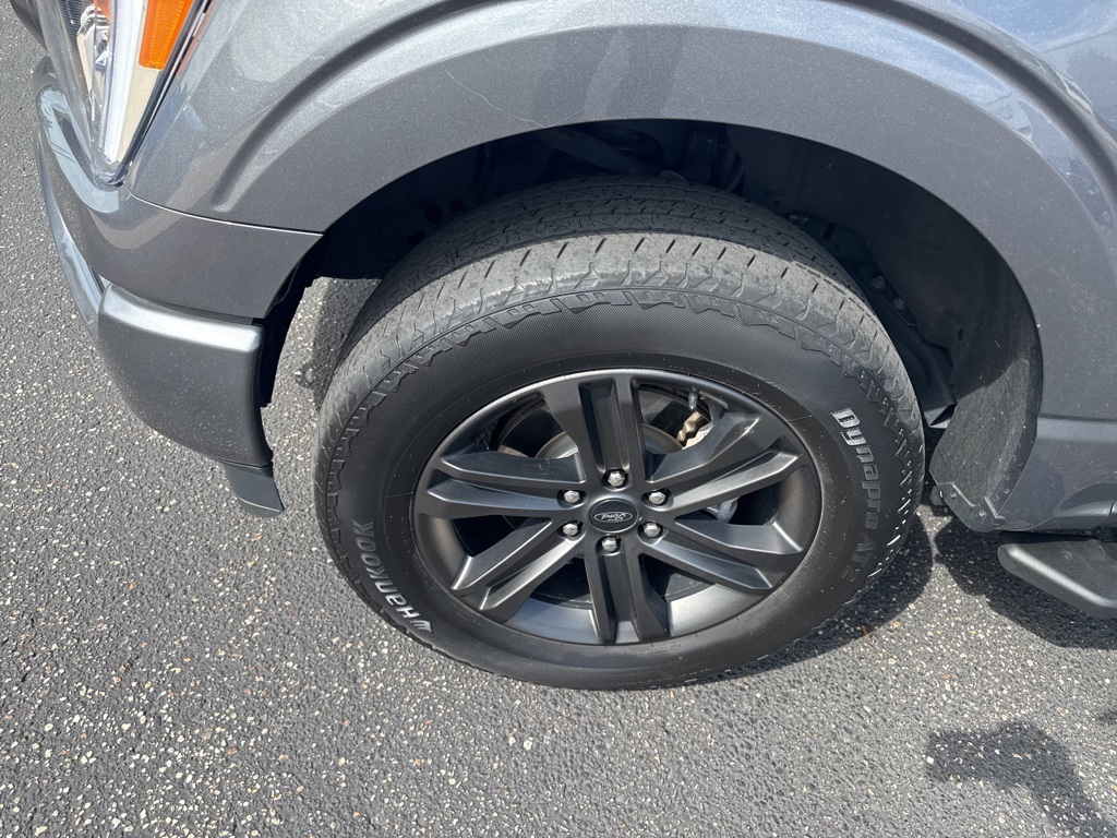 2022 Ford F-150 XLT photo 12