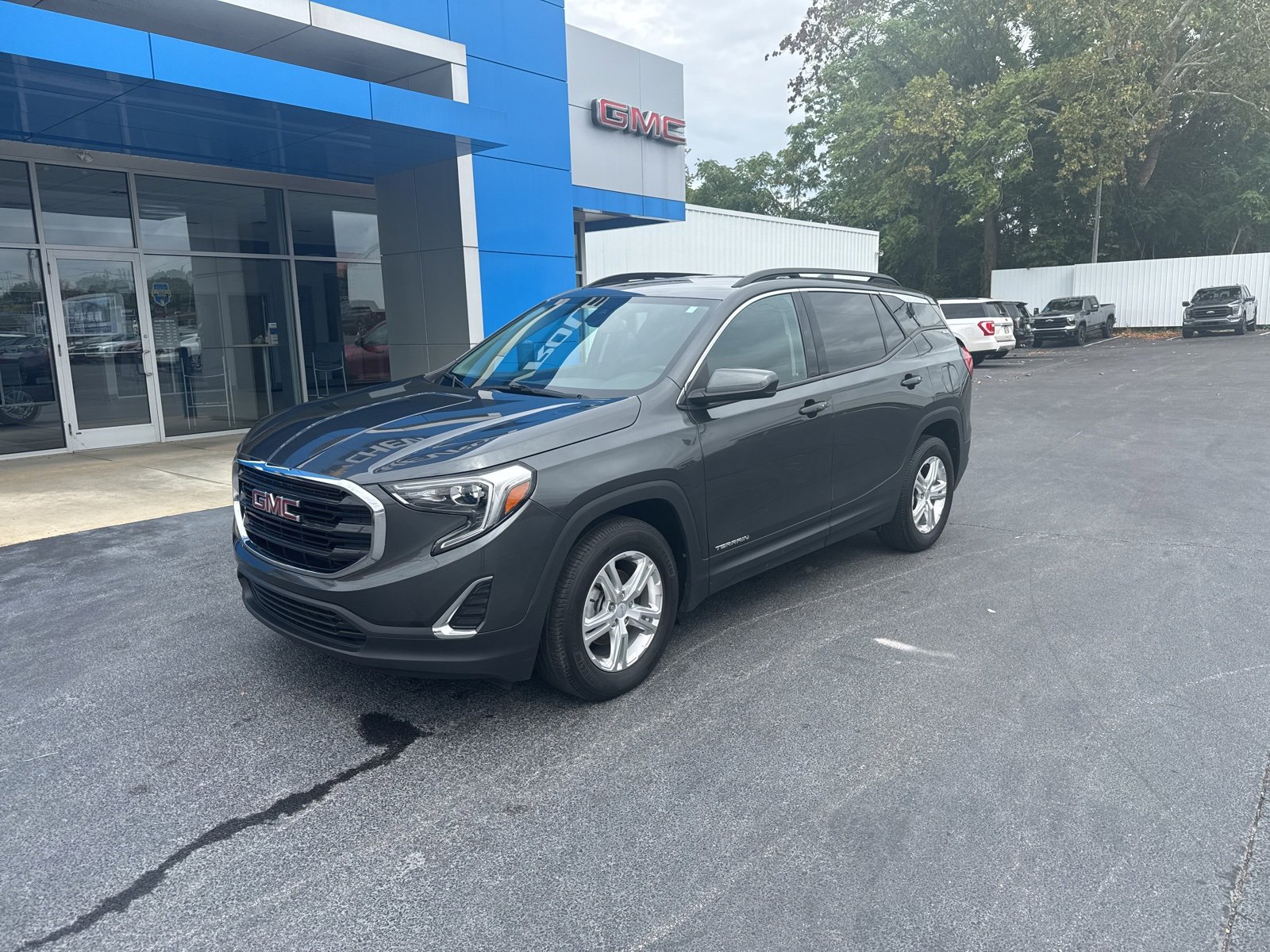 2020 Gmc Terrain SLE photo 2