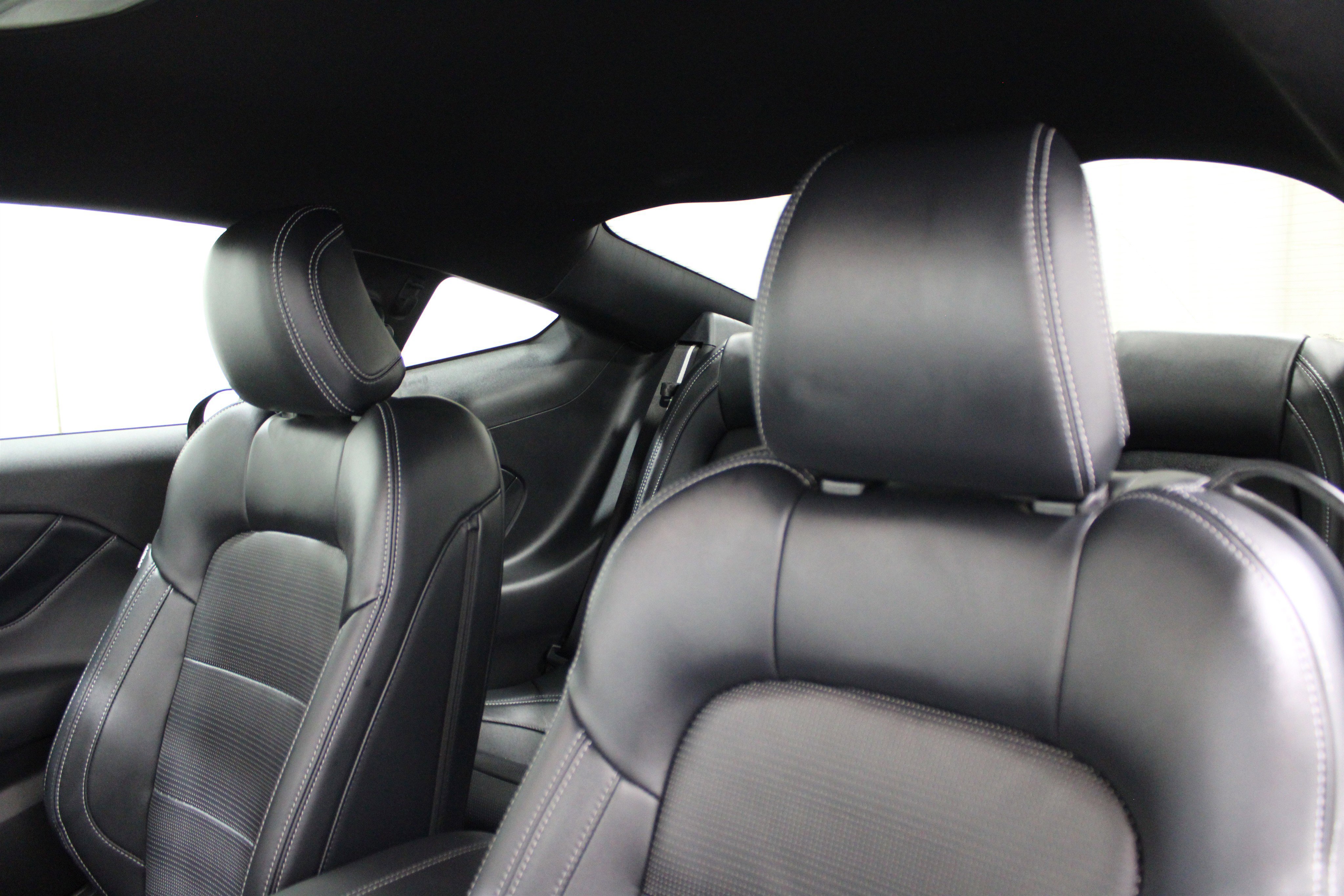 2025 Ford Mustang GT Premium photo 4