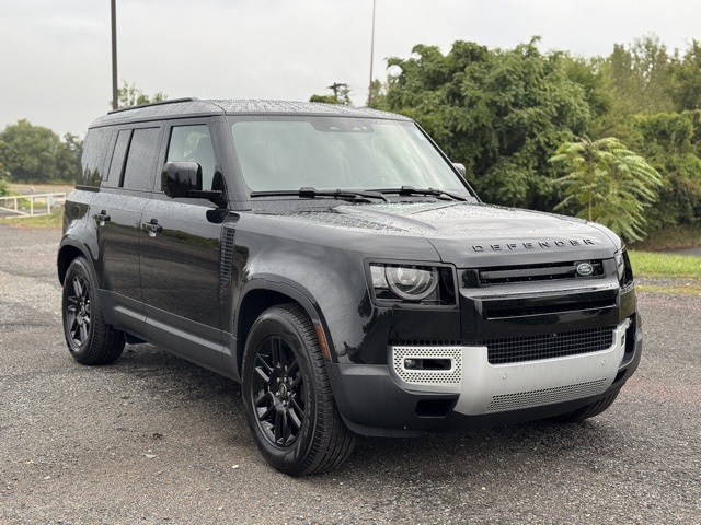 2025 Land Rover Defender 110 S photo 5