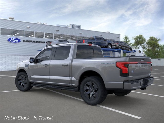 2025 Ford F-150 Lightning Lariat photo 4