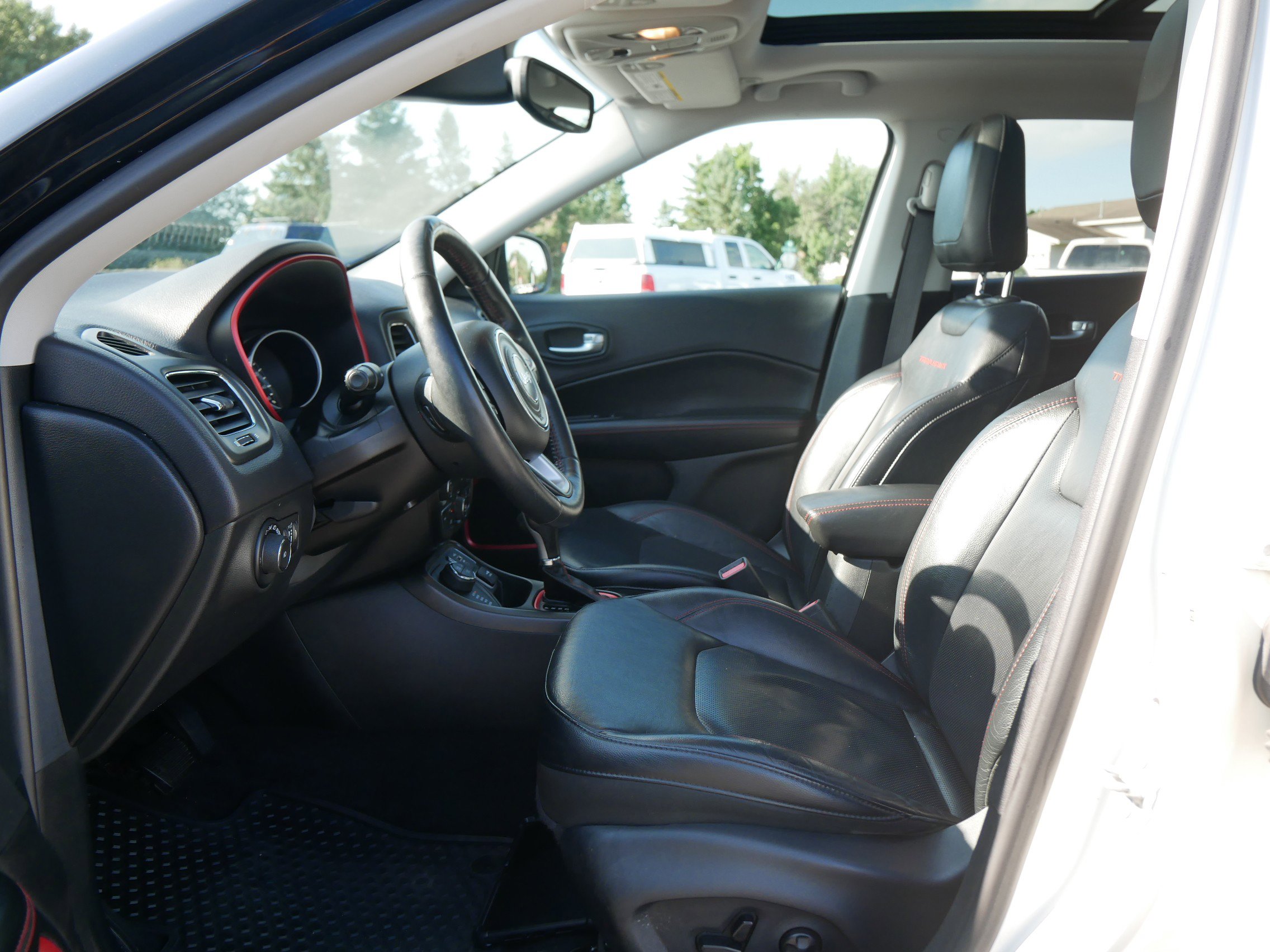 2017 Jeep Compass Trailhawk photo 5