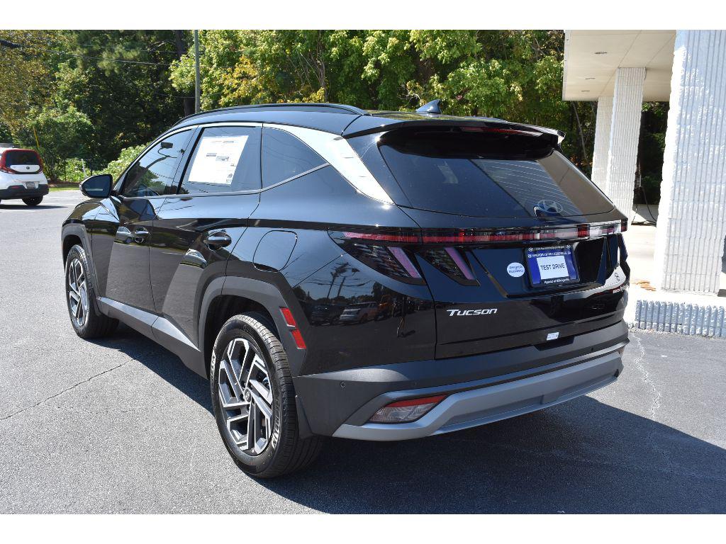 2025 Hyundai Tucson Hybrid Limited photo 2