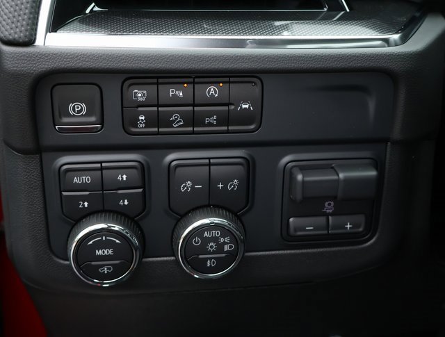 2025 Chevrolet Tahoe RST photo 12